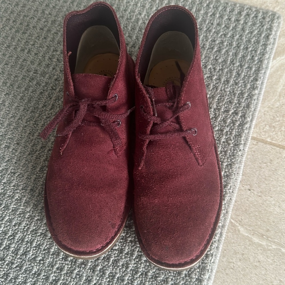 Clark’s desset boots suede unisex size 1.5